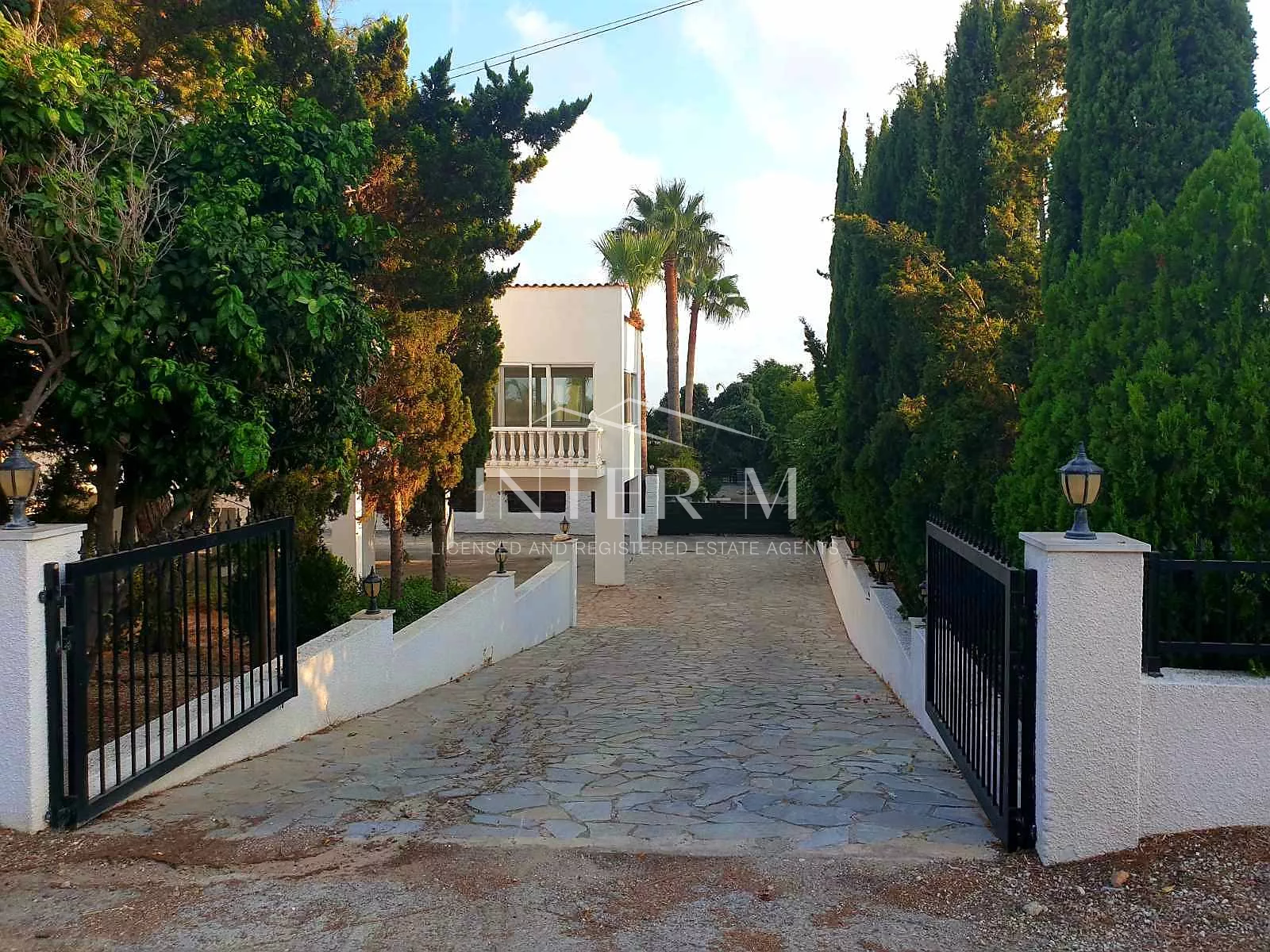Villa For Sale In Paphos photo 3
