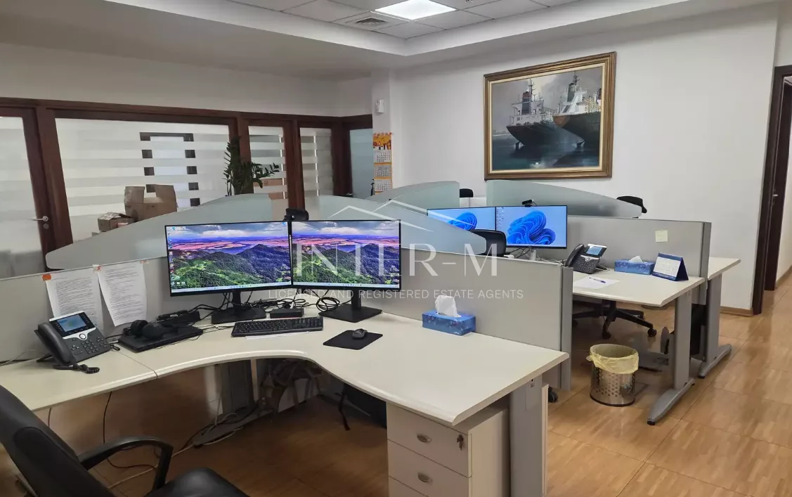 Prestigious Fully Furnished Office for Rent in Limassol Business District – Agia Triada,Limassol,Cyprus photo 6