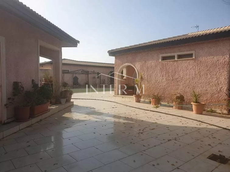 Spacious And Striking Villa For Sale In Mosfiloti, Larnaca (4 Bedroom) φωτογραφία 25
