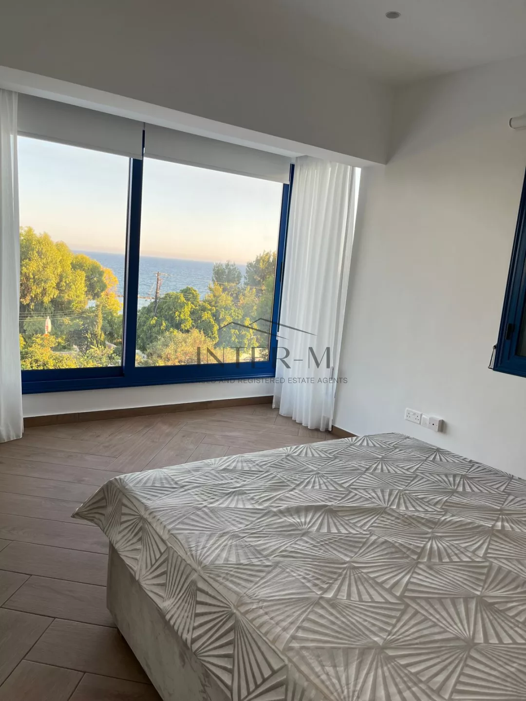 Luxury Villa For Rent In Agios Tychonas, Limassol  (5 Bedroom) photo 9