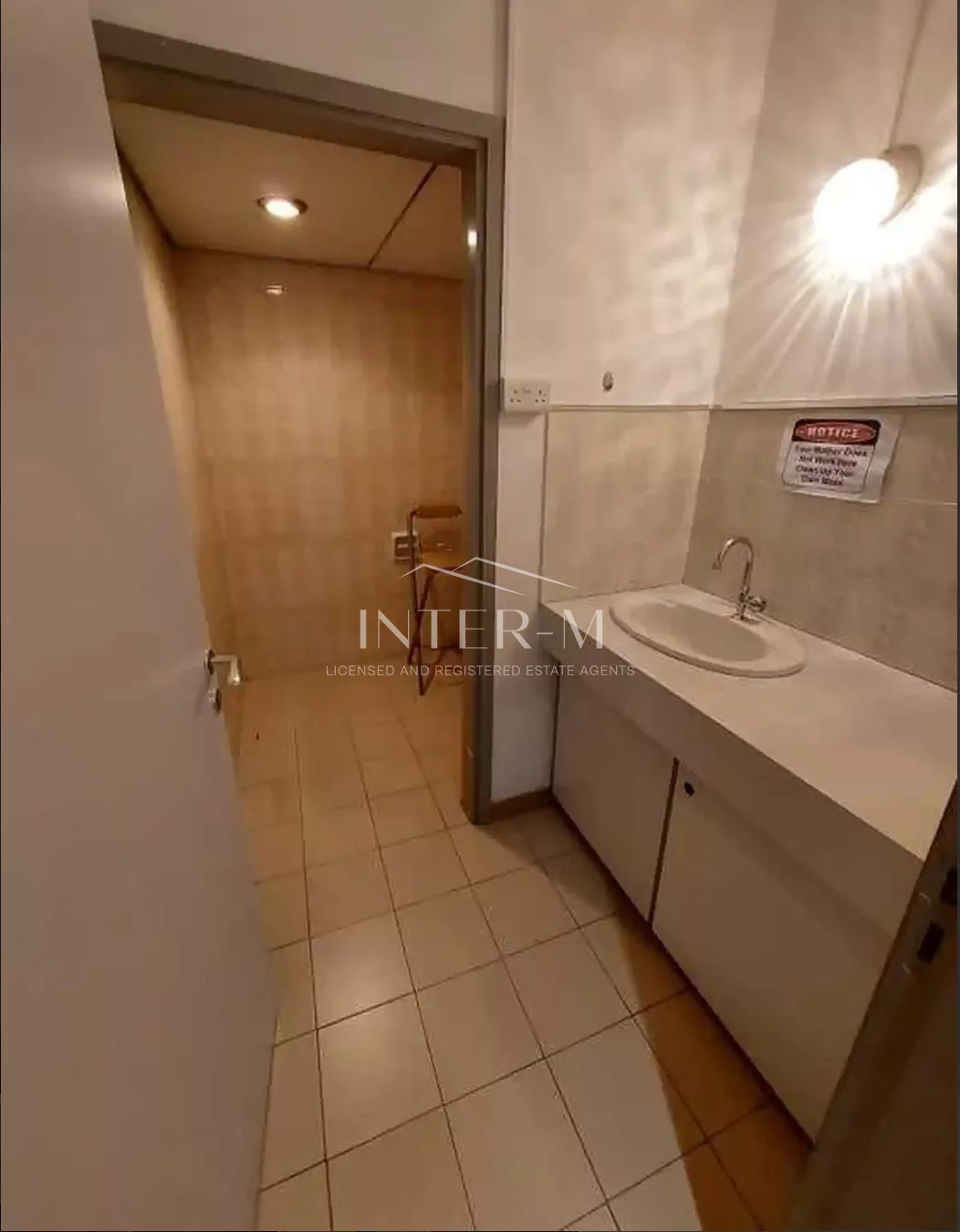 Office For Rent In Agia Zoni  (4 Bedroom) φωτογραφία 6