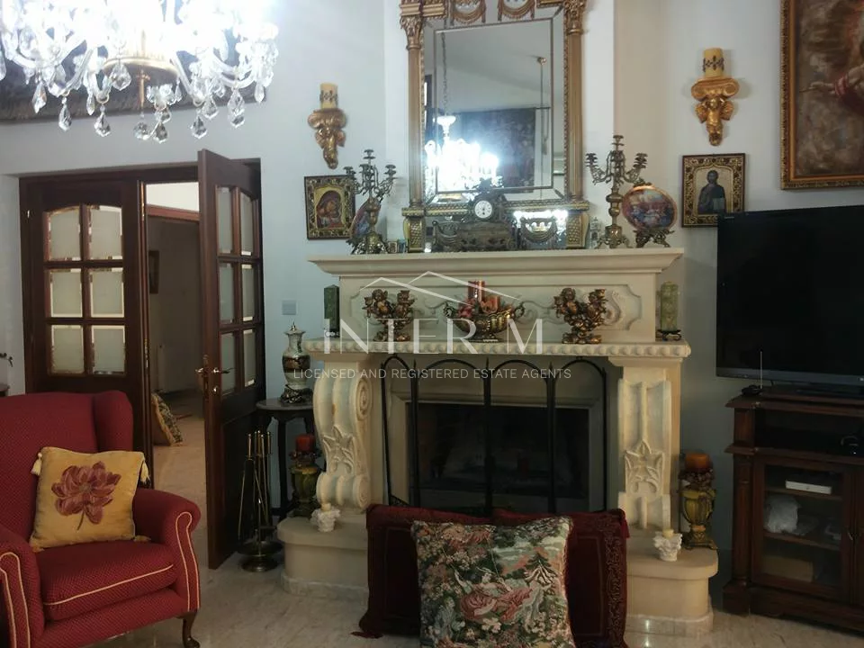 Luxurious Villa In Erimi (5 Bedroom) photo 6