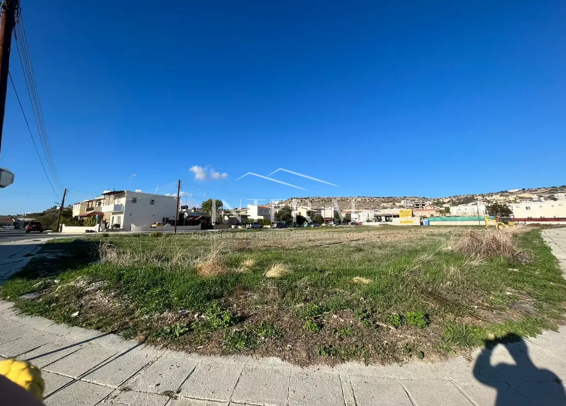 Prime Residential Corner Plot For Sale In Geroskipou, Paphos (596 Sq.m) photo 3
