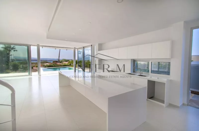 Modern Seafront Villa For Sale In  Coral Bay, Paphos, Cyprus( 5 Bedrooms) photo 5