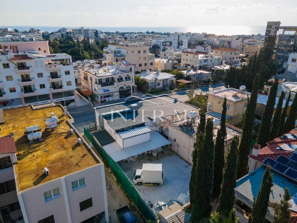 For Sale - Commercial Building In Paphos Central  (1021 Sq.m) φωτογραφία 2