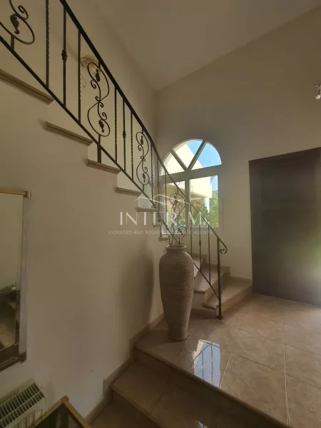 Stunning Villa For Rent In Foinikaria, Limassol (4 Bedroom) photo 3