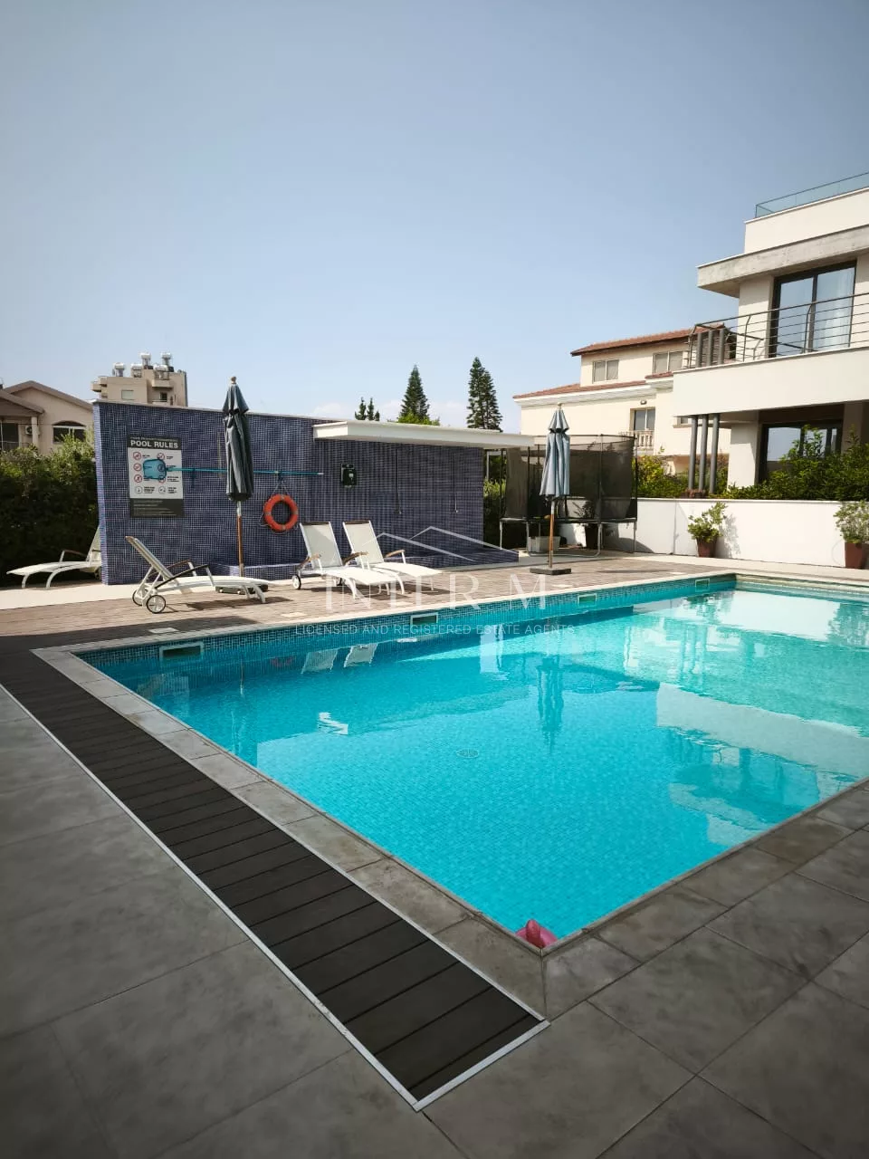 Unique 3-Bedroom Penthouse For Rent In Potamos Germasogeias, Limassol, Cyprus φωτογραφία 9