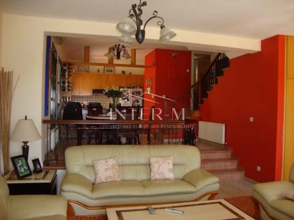 Villa For Sale In Agios Tychonas Tourist Area (5 Bedroom) φωτογραφία 4
