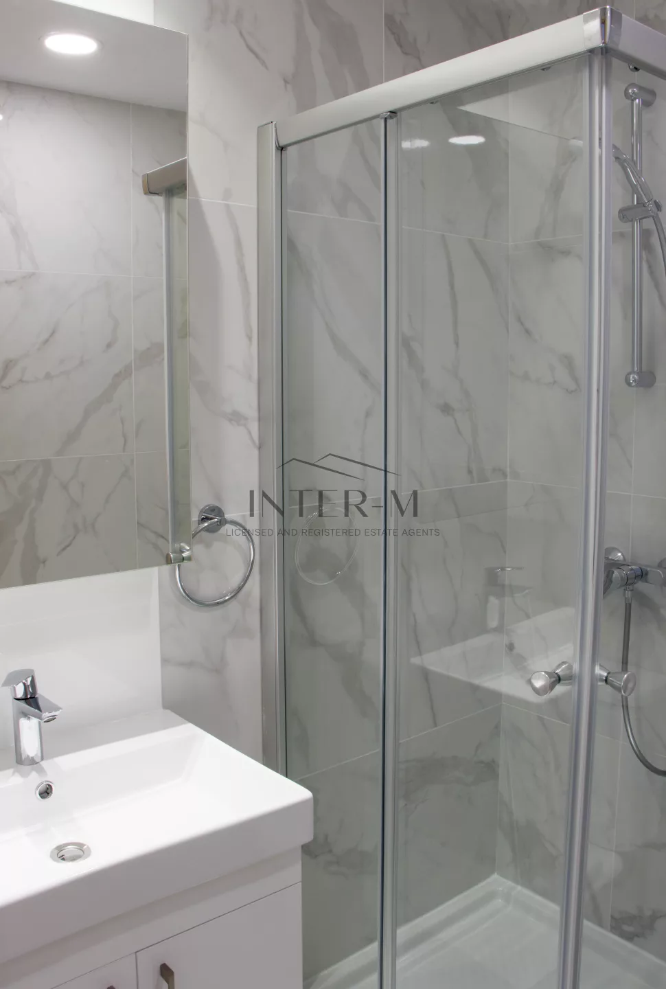 Residential Building For Sale In Zakaki  (18 Bedroom) photo 3