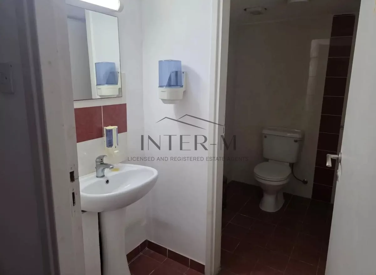 Commercial Building For Rent In The Heart Of Limassol – Agia Zoni Area, Cyprus(588  Sq.m) φωτογραφία 14