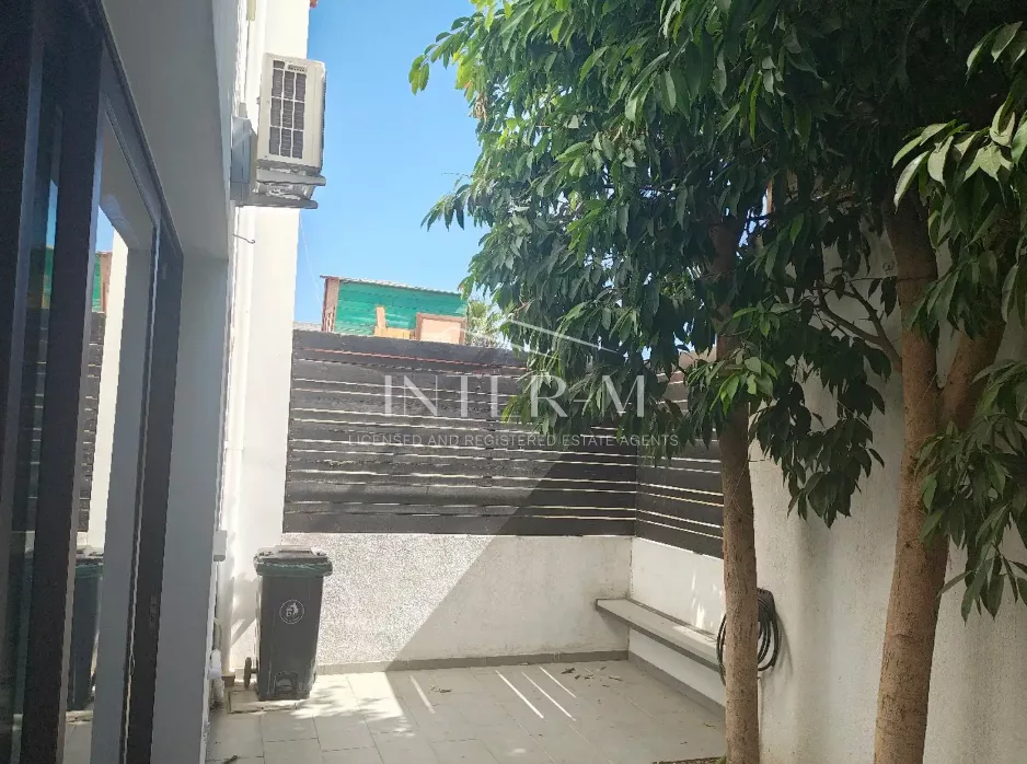 Beautiful 4-Bedroom Semi-Detached House For Sale – Aradippou, Agios Fanourios, Larnaca,Cyprus (4 Bedroom) φωτογραφία 6