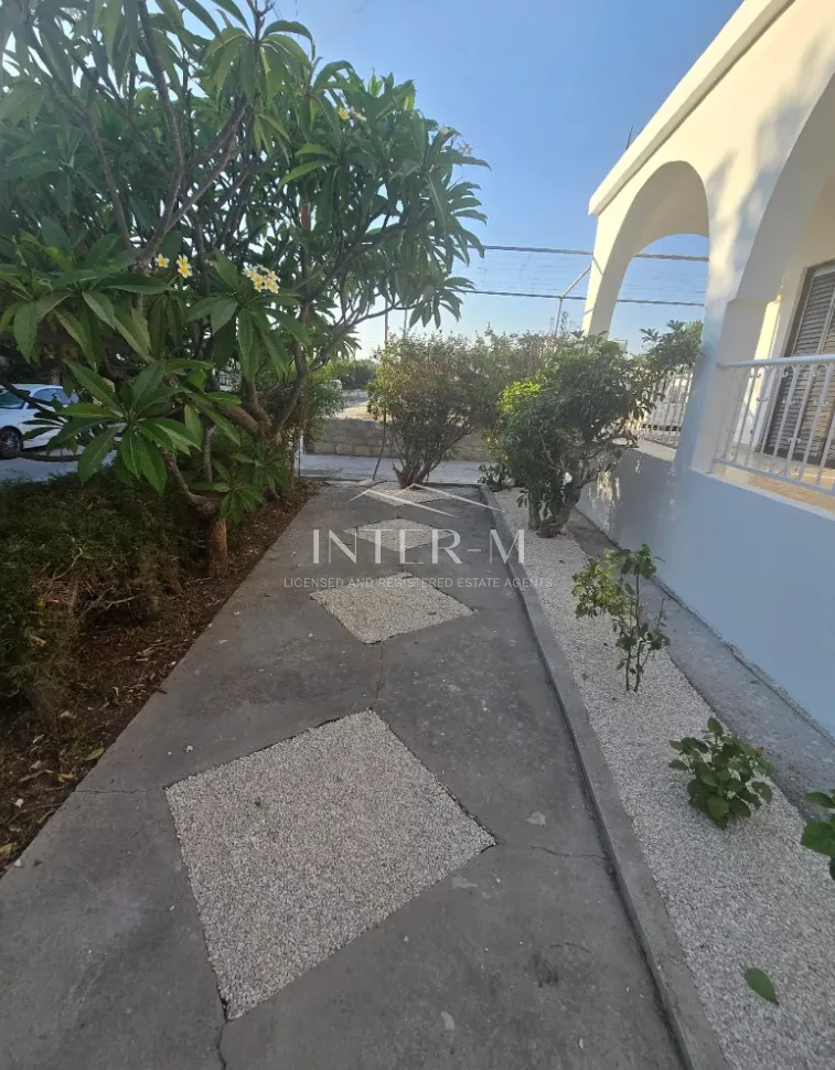 3-Bedroom Detached House For Rent – Anavargos, Paphos (3 Bedroom) photo 8
