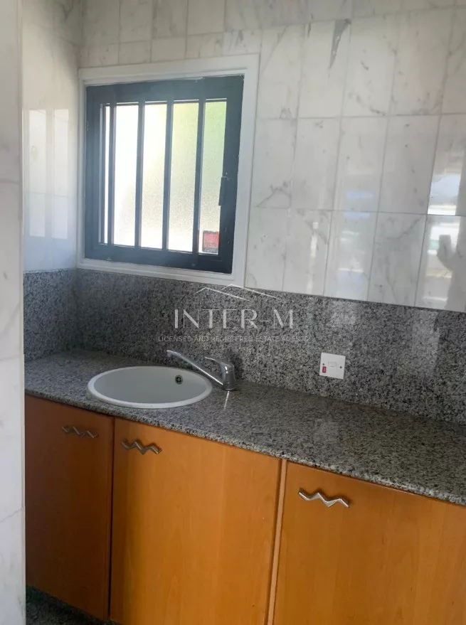 Commercial Shop/Office For Rent In Strovolos, Nicosia, Cyprus(300 Sq.m) φωτογραφία 2