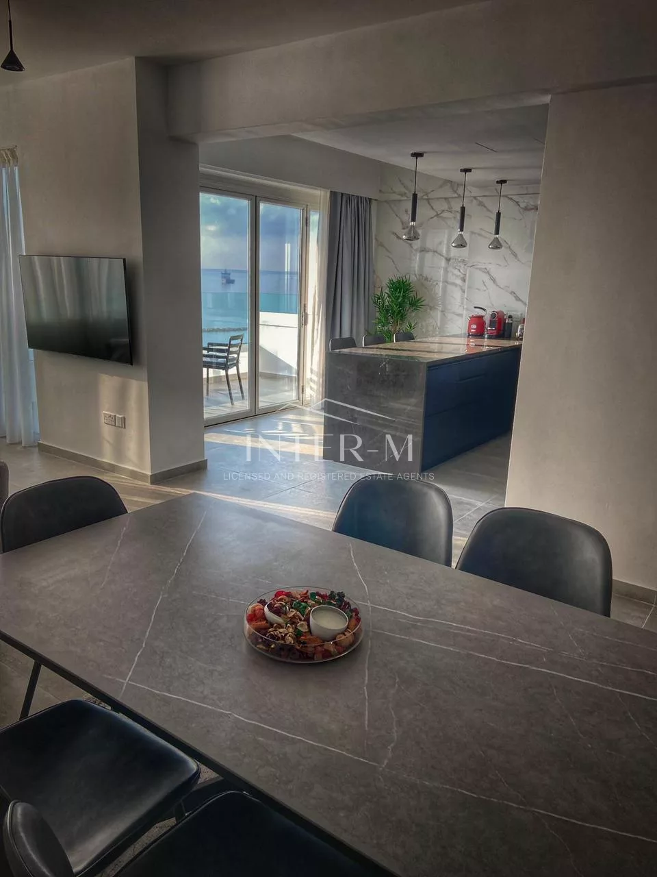 Beach Front Apartment For Sale ,Limassol  (3 Bedroom) φωτογραφία 3