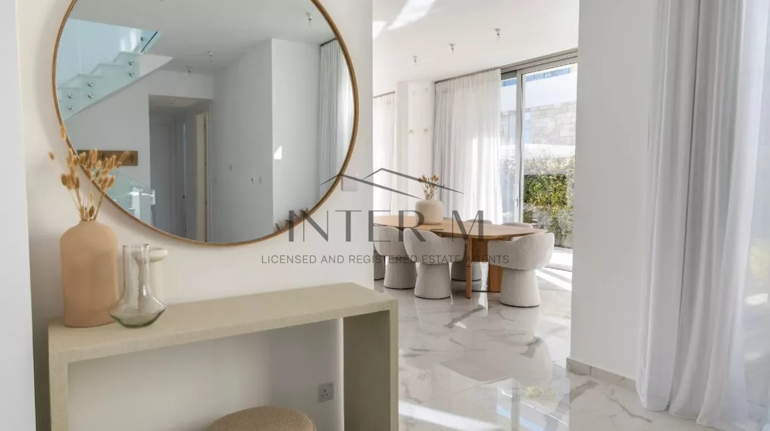 Contemporary Seafront Villa For Sale In Coral Bay, Paphos, Cyprus( 4 Bedrooms) photo 10
