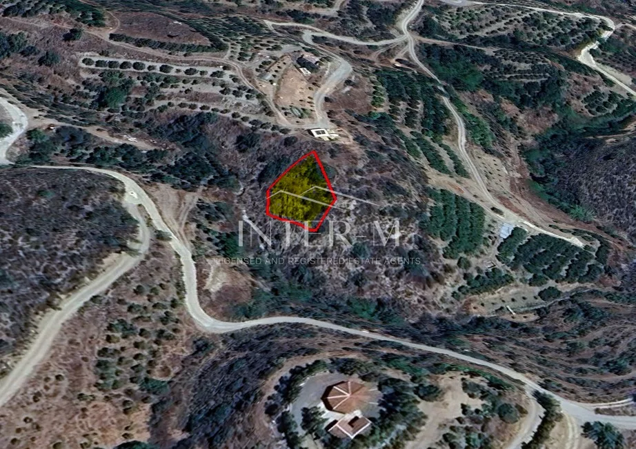 Residential Land For Sale In Dierona, Limassol, Cyprus(372 Sq.m)