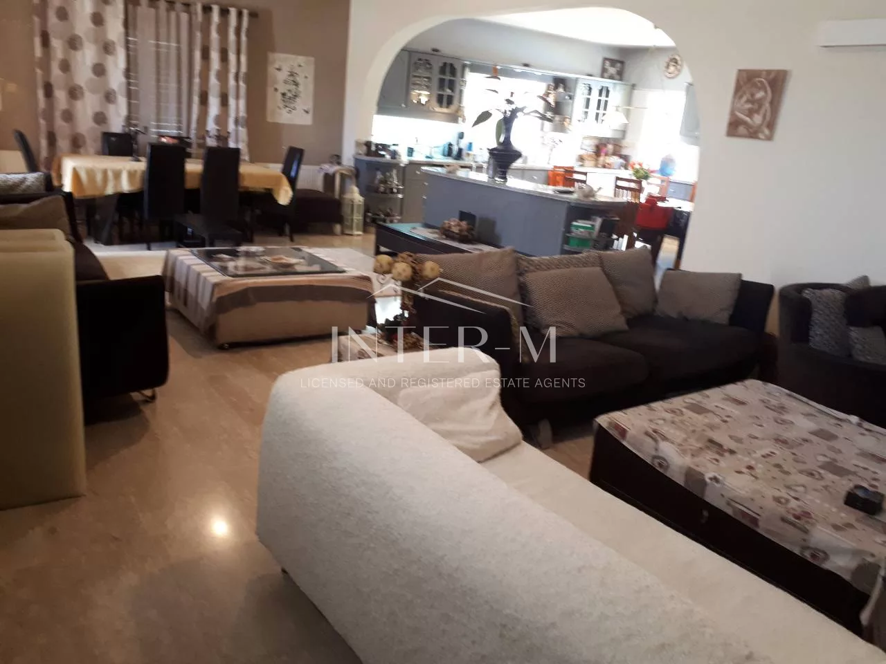 Detached House In Apesia (3 Bedroom) photo 8