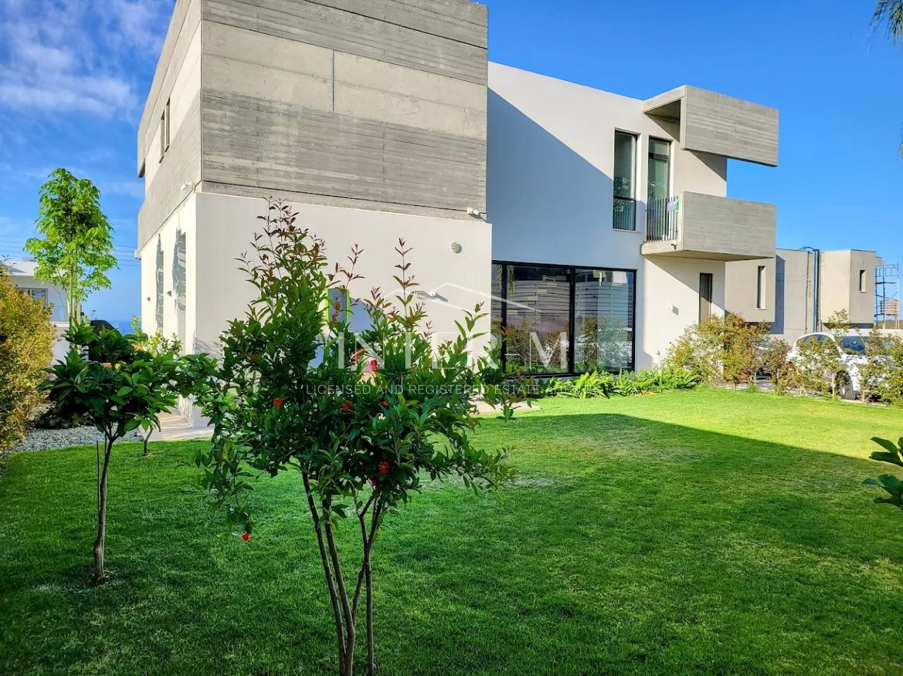 Incredible Villa For Sale In Episkopi (3 Bedroom+Office) photo 2