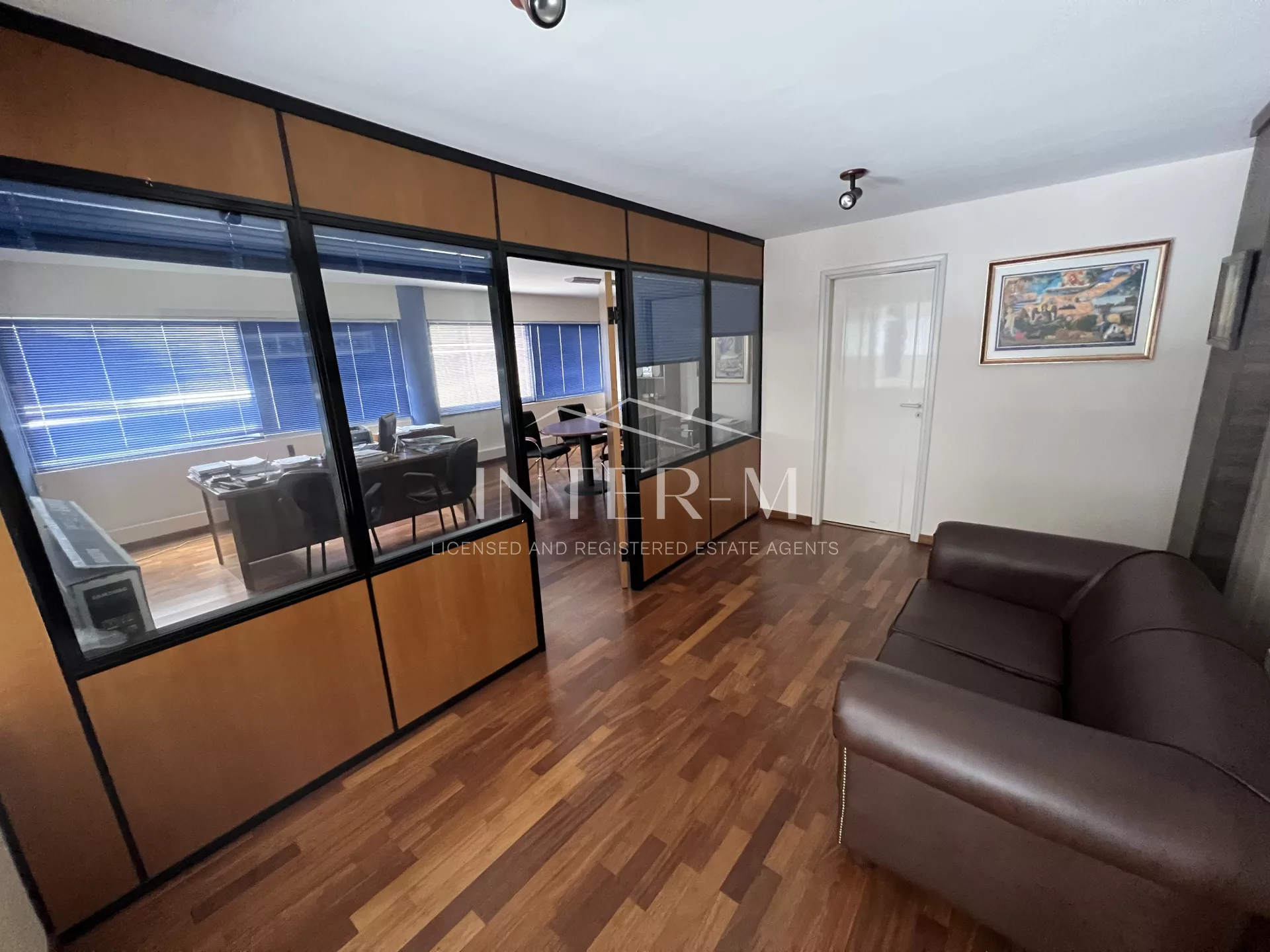 Spacious Office For Sale In Griva Digeni, Limassol, Cyprus (270 Sq.m) φωτογραφία 3