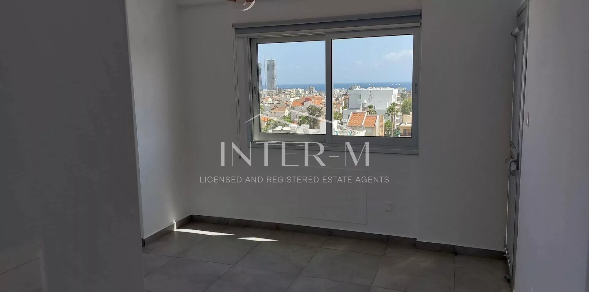 Apartment In Mesa Geitnia For Rent  (3 Bedroom) photo 11