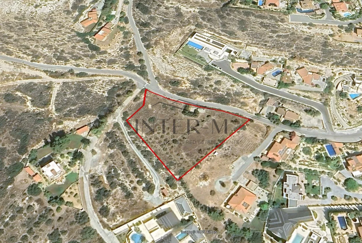 Residential Land For Sale In Agios Tychonas, Limassol, Cyprus(4,544m²)