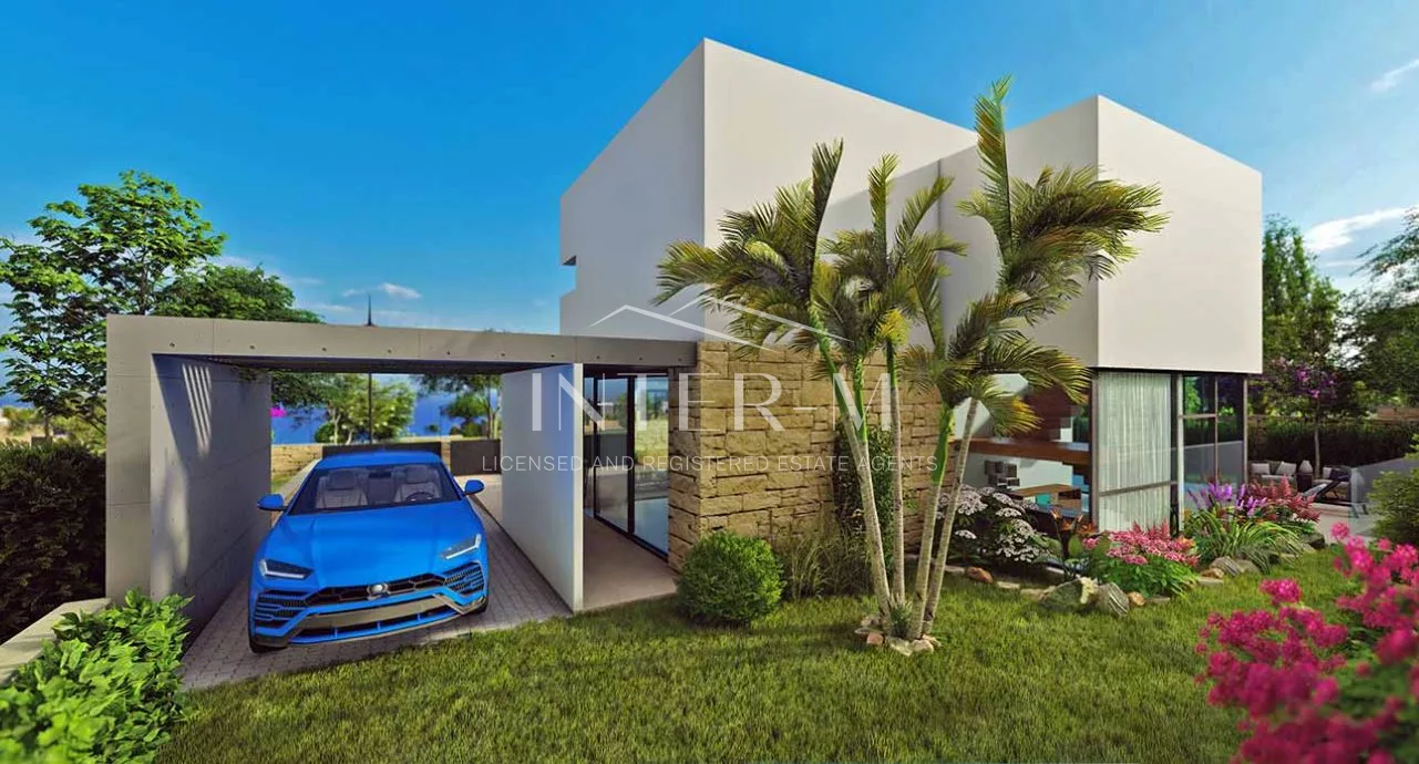 Villa In Peyia  (4 Bedroom)