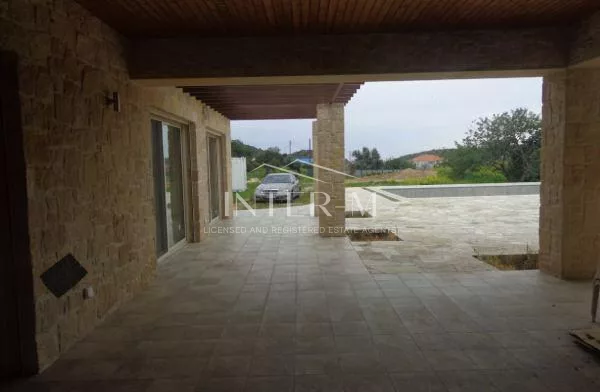 Villa For Sale In Fasoula (7 Bedroom) photo 2