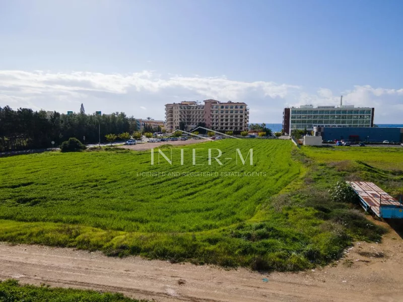 For Sale - Touristic Land In Geroskipou  (10724 Sq.m) photo 3
