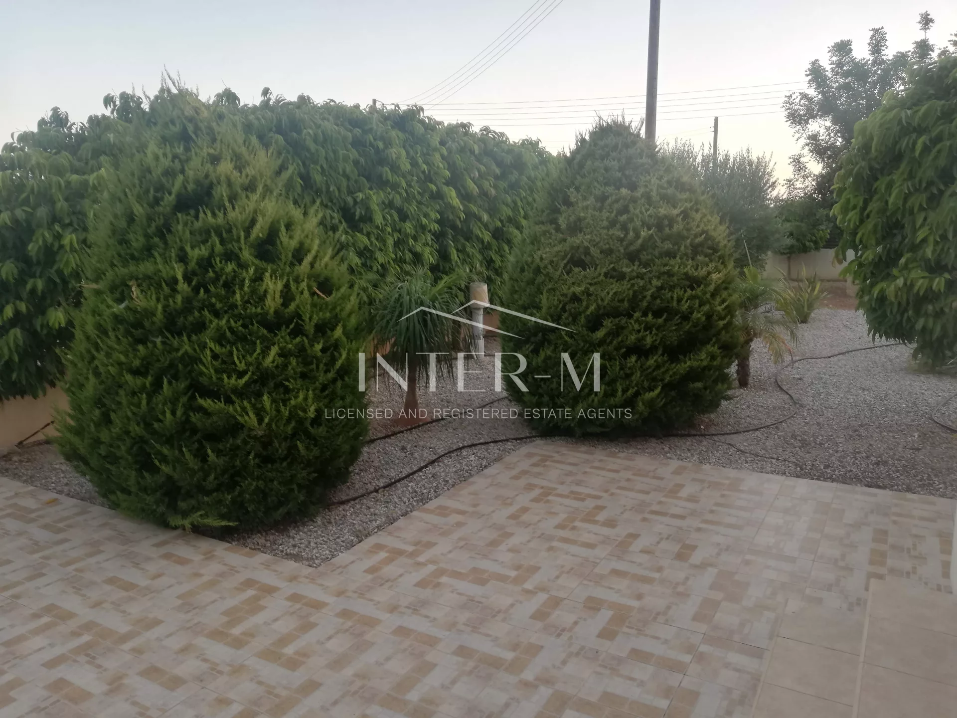 Stunning Townhouse For Sale In Ypsonas, Limassol (4 Bedroom) photo 4