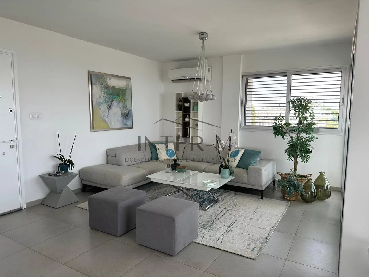 Exquisite 3-Bedroom Penthouse With Stunning Sea Views In Larnaca's Meckenzie Area (3 Bedroom)