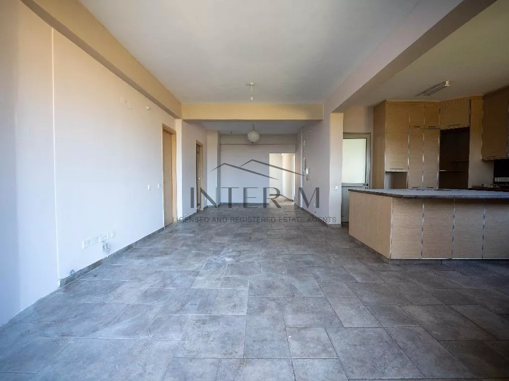 Spacious Flat For Sale In Germasogeia, Limassol (4 Bedroom) photo 12