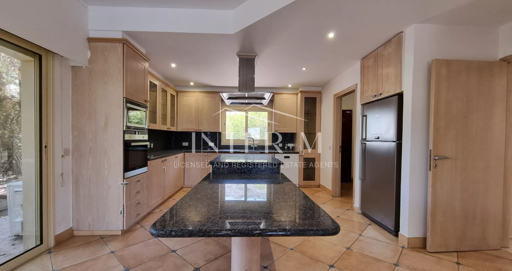 Beutiful Villa For Rent In Agios Tychon, Limassol  (4 Bedroom) φωτογραφία 12