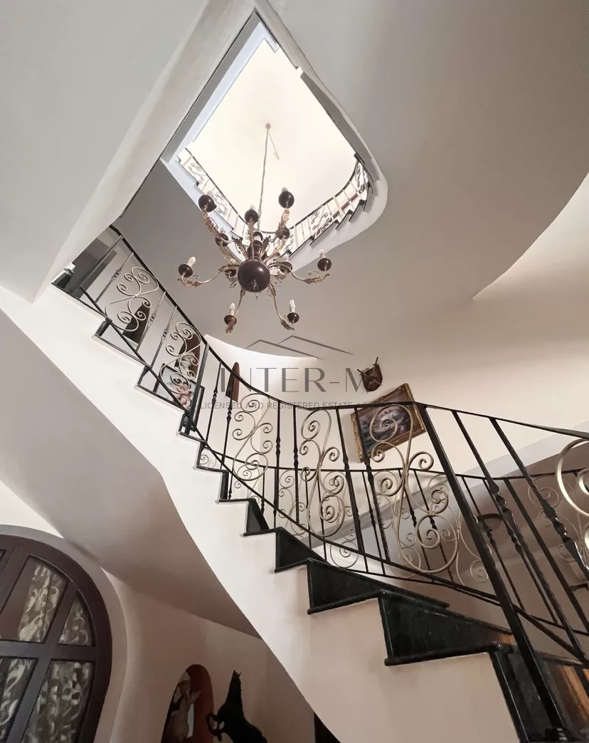 House Castle For Sale In Zakaki (4 Bedroom) photo 4