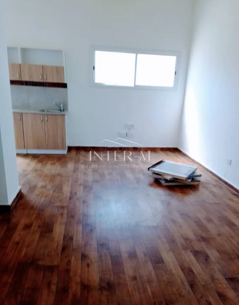 Ground Floor Office/Commercial Space For Rent In Agios Ioannis,Limassol (256 Sq.m) φωτογραφία 8