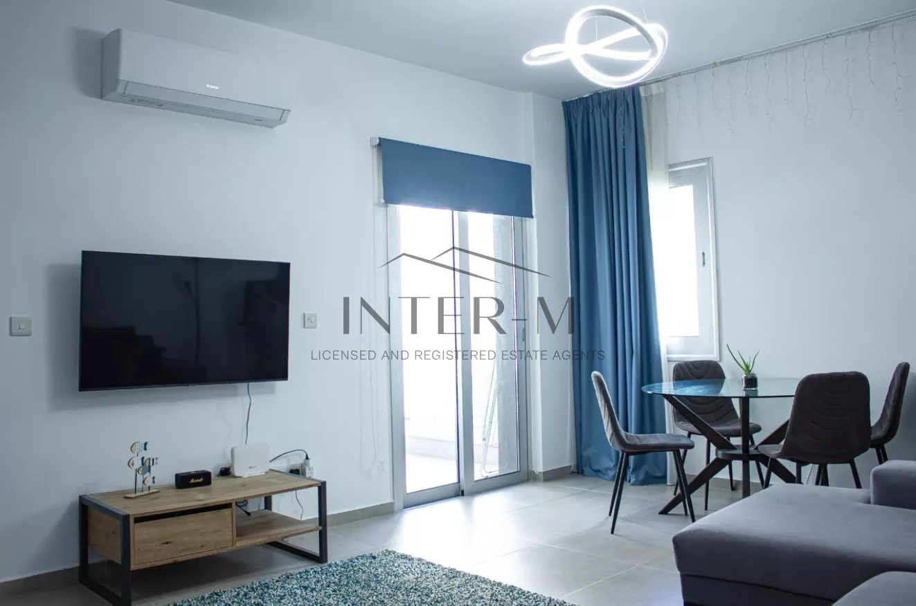 Exquisite 1-Bedroom Apartment For Sale In Neapolis, Limassol, Cyprus φωτογραφία 7