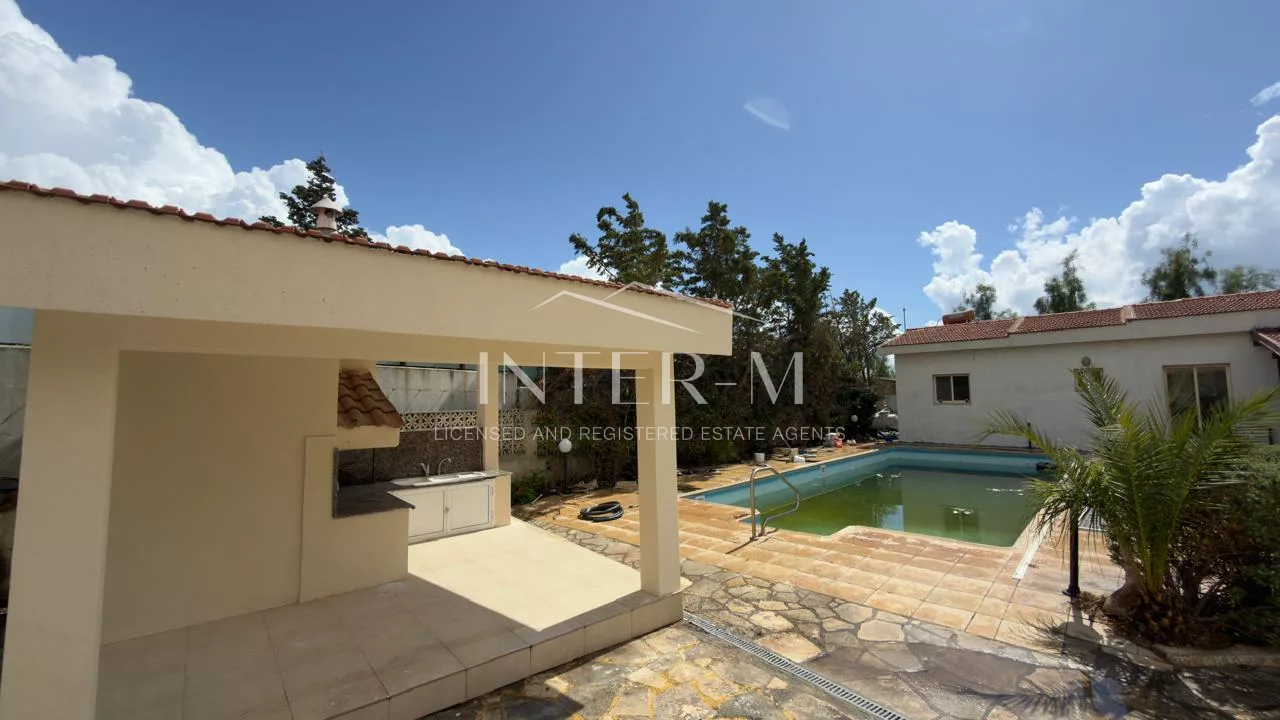 Villa For Rent in Episkopi, Limassol, Cyprus φωτογραφία 15