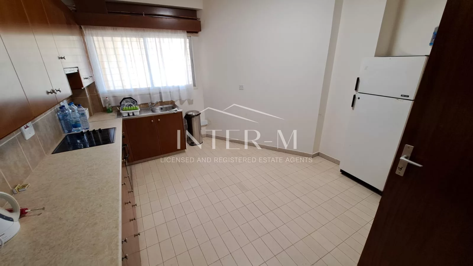Spacious 3-Bedroom Apartment With Stunning Views In Larnaca Center (3 Bedroom) φωτογραφία 23