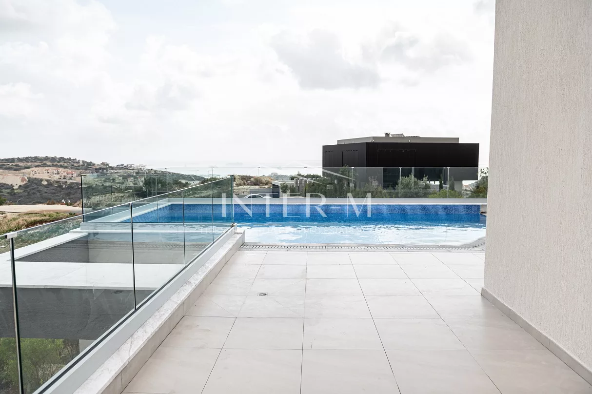 Amazing Villa In Agios Tychonas (5 Bedroom) (5 Bedroom) photo 27