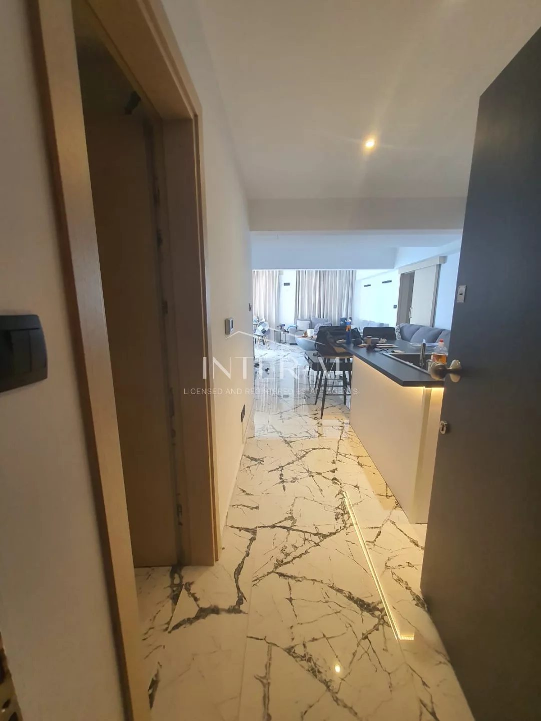 Flat For Sale In Ayios Tychon - Beach Front (3 Bedroom) photo 5
