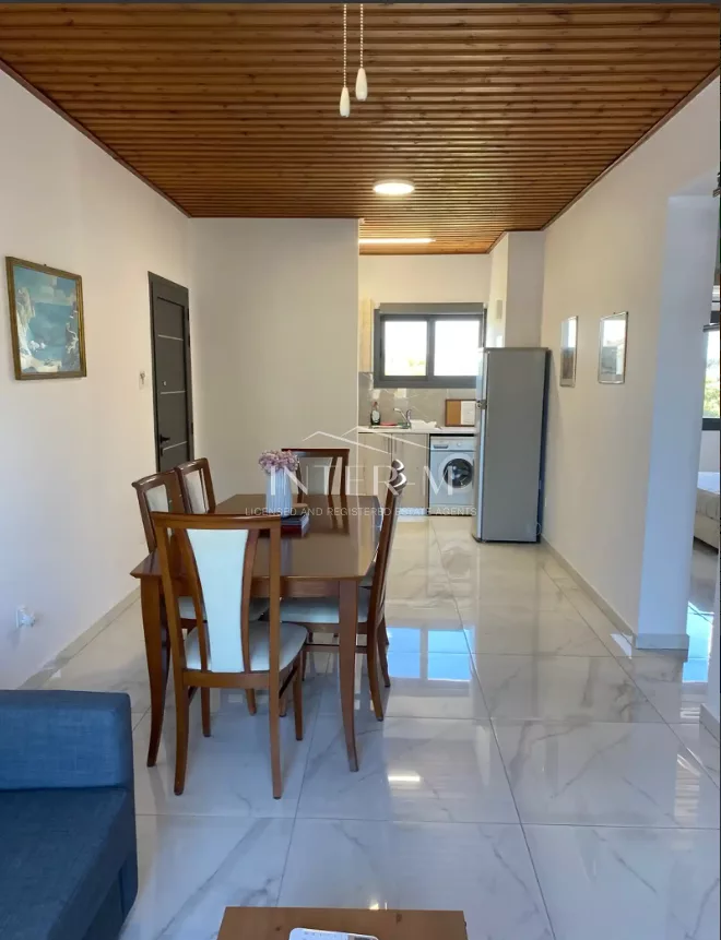 Beautifully Renovated 2-Bedroom Apartment For Sale In Kato Paphos (1 Bedroom) φωτογραφία 4