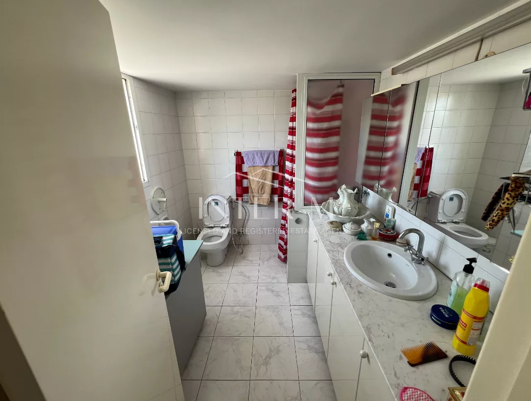 Beautiful Apartment To Sale,In Katholiki, Limassol (4 Bedroom) φωτογραφία 19