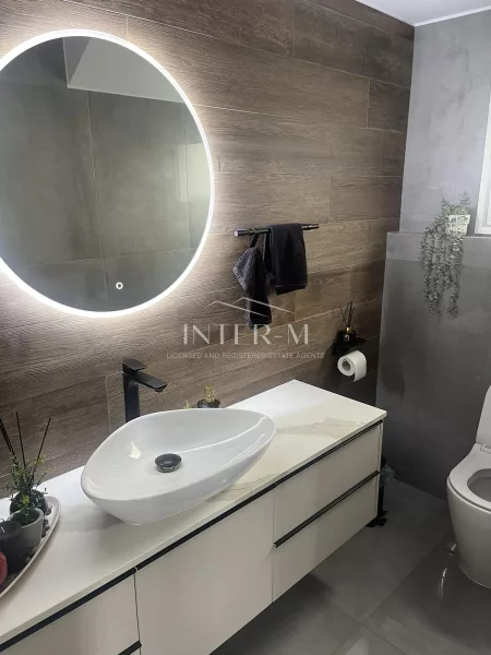 Detached House For Sale In Agios Athanasios  (4 Bedroom) photo 5