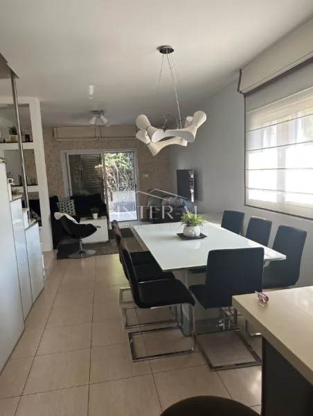 Modern Maisonette For Rent In Mouttagiaka , Limassol  (2 Bedroom) photo 4