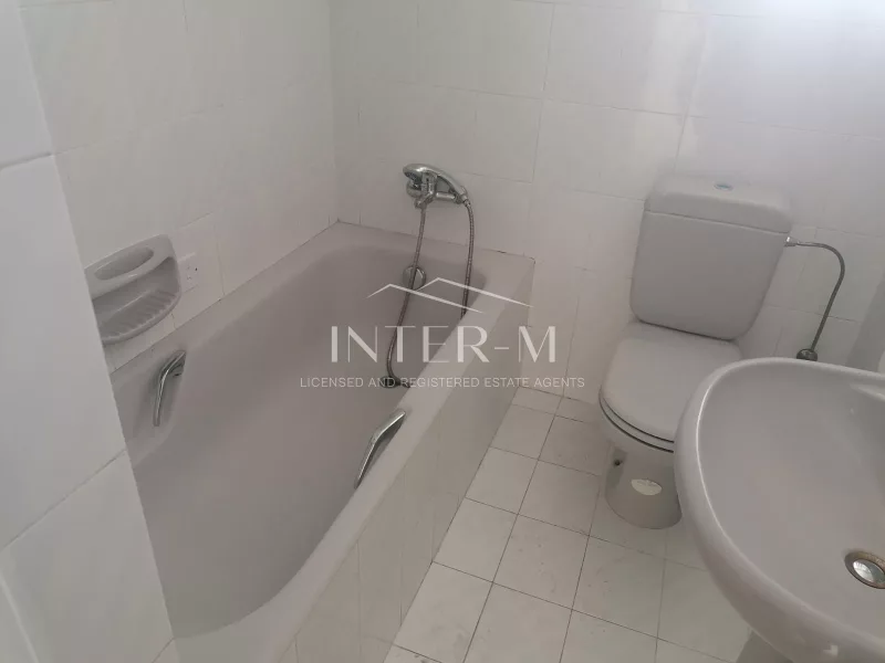 Apartment For Rent As Office In  Ayios Ioannis Limassol (3 Bedroom) photo 4