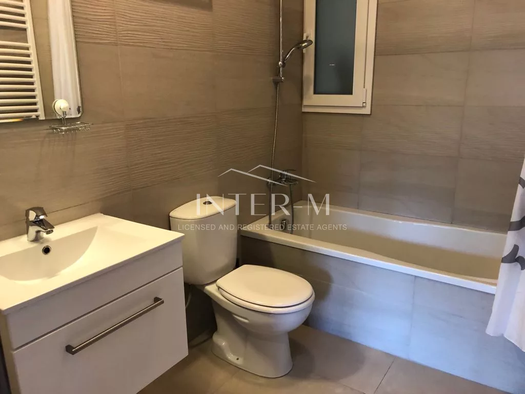 Beautiful Apartment For Sale In Agios Tychonas , Limassol  (3 Bedroom) photo 10