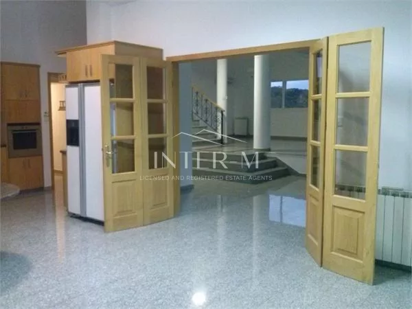 Huge Villa For Sale In Lefkothea (6 Bedroom) photo 12