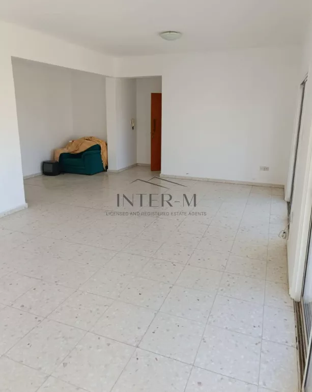 For Sale: Spacious 6-Bedroom Maisonette In Oroklini, Larnaca,Cyprus (6 Bedroom) photo 10