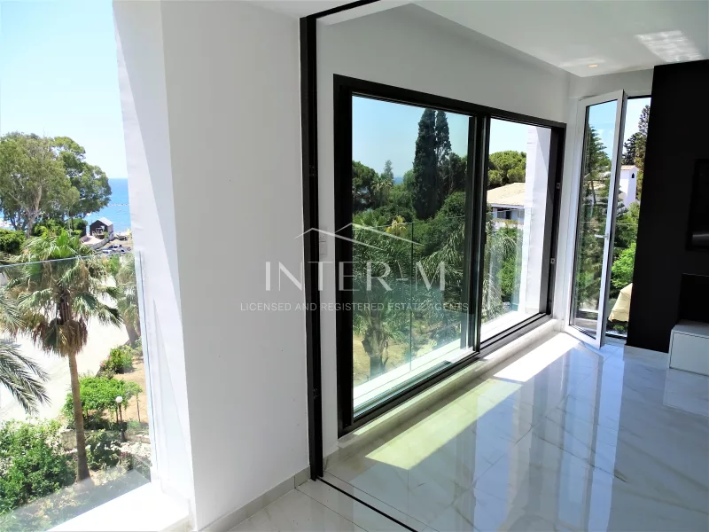 Luxury 3 Bedroom Whole Floor Apartments For Sale In Germasogeia  (3 Bedroom) photo 3
