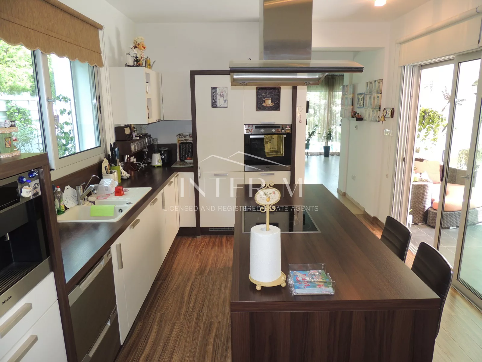 Majestic Villa For Sale In Germasogeia, Limassol, Cyprus(5 Bedrooms) φωτογραφία 7