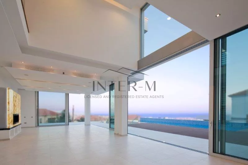 Modern Luxury Villa With Sea View  In Germasogeia (5 Bedroom) photo 2